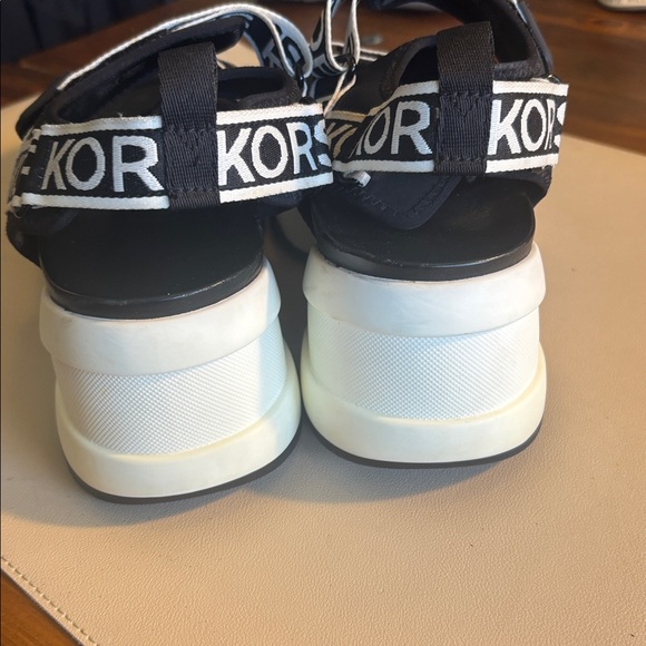 Michael Kors Black & White Platform Logo Sandals - Picture 8 of 12
